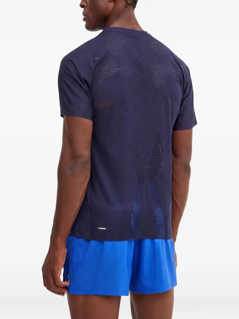 ASICS T-shirt met geperforeerd detail en raglan mouwen Blauw