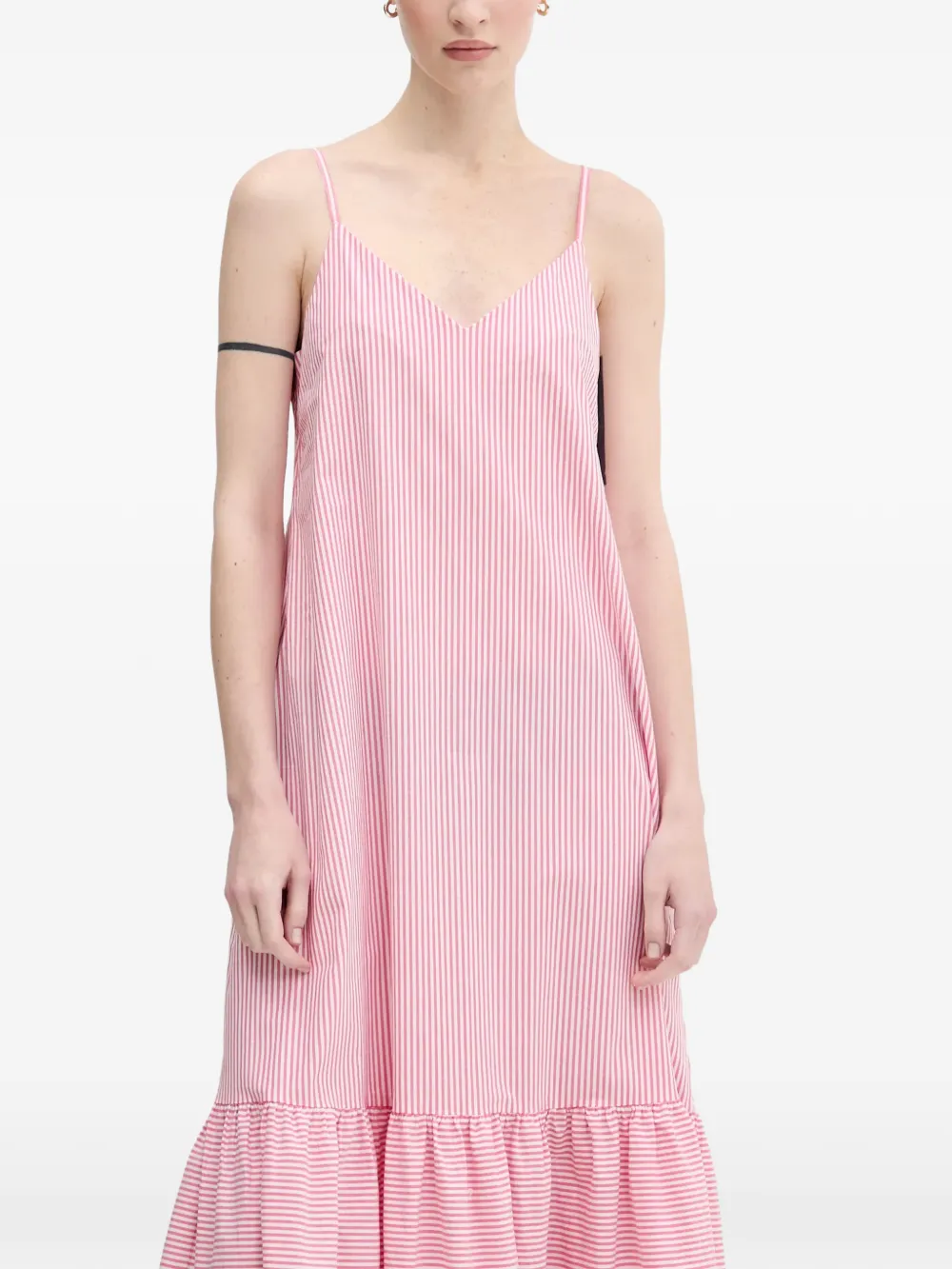 Benetton robe volantée à rayures - Rose Benetton robe volantée à rayures - Rose