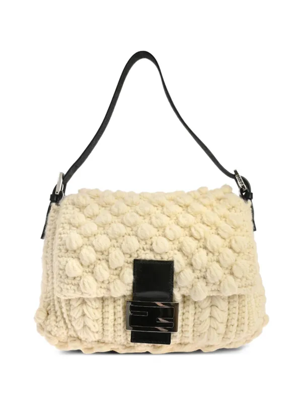Fendi Pre-owned 1990-2000s Mamma Baguette Shoulder Bag in Neutrals