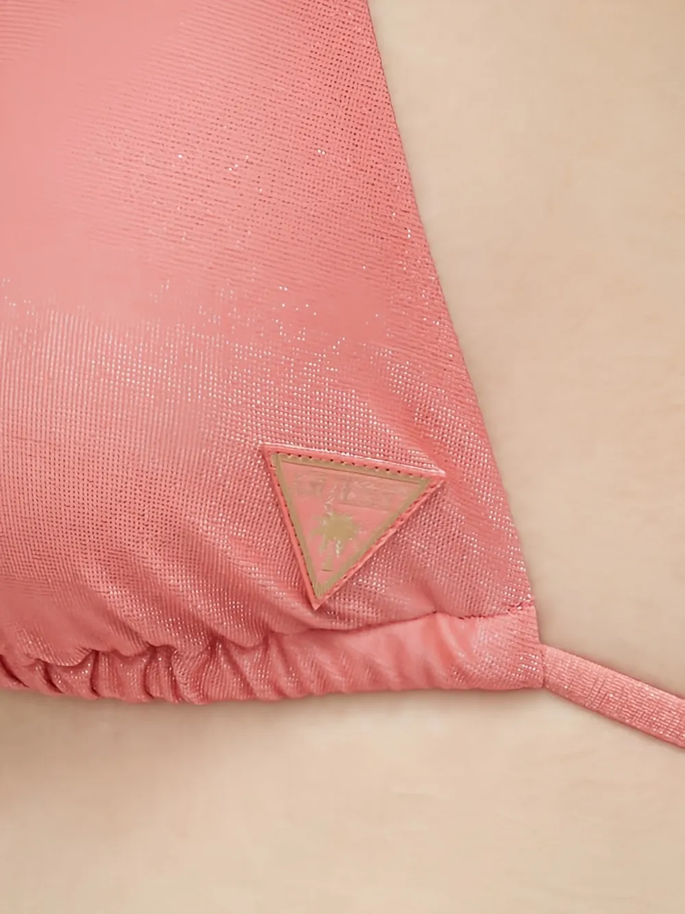 GUESS USA Bikinitop met glanzend effect Roze