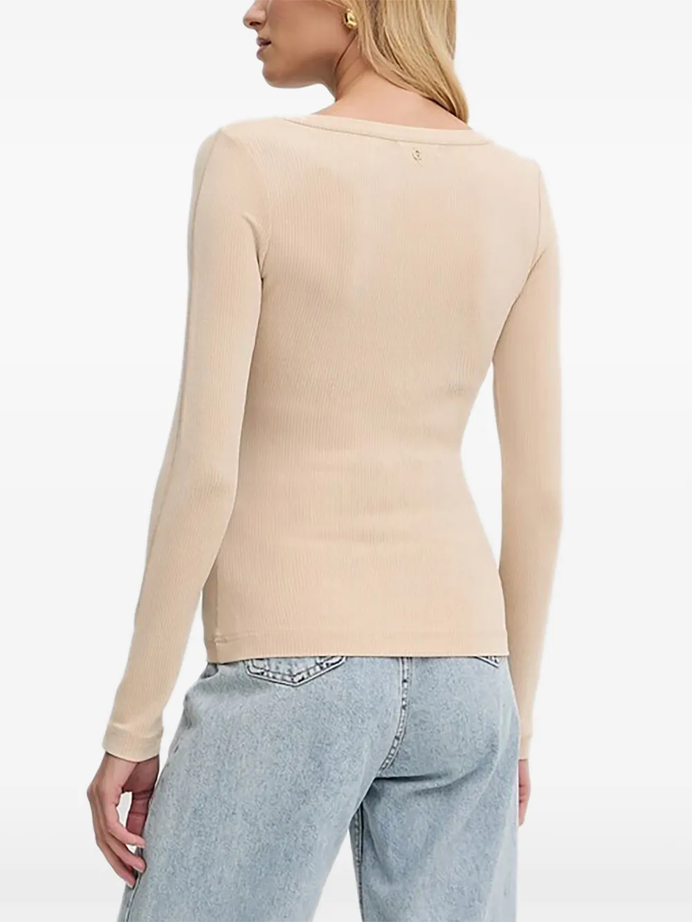 GUESS USA Geribbeld T-shirt met knopen Beige