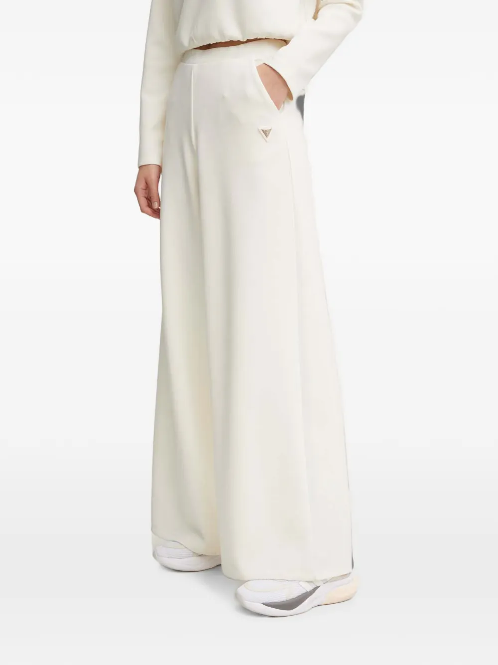 GUESS USA logo-plaque wide-leg trousers - White