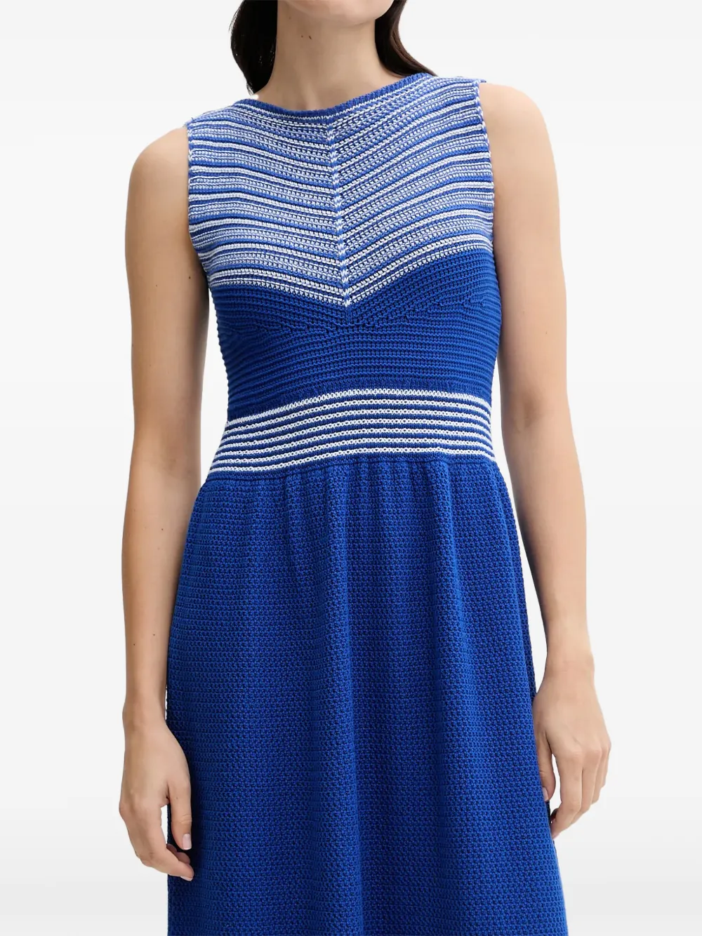 Benetton robe mi-longue en crochet à rayures - Bleu Benetton robe mi-longue en crochet à rayures - Bleu