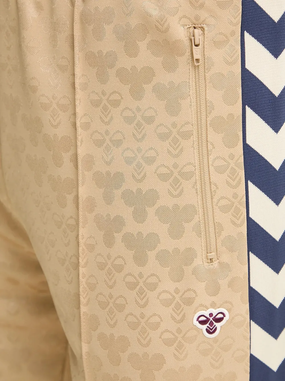 Hummel Broek met chevron-streep Beige
