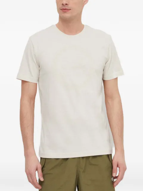 Ea7 Emporio Armani playera con logo en relieve