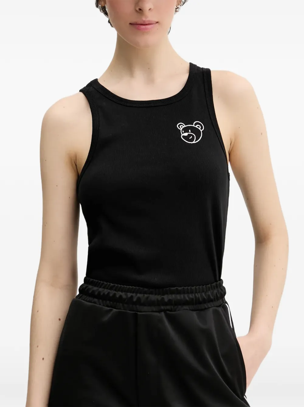 INBETWEENERS bear-patch ribbed vest - Nero