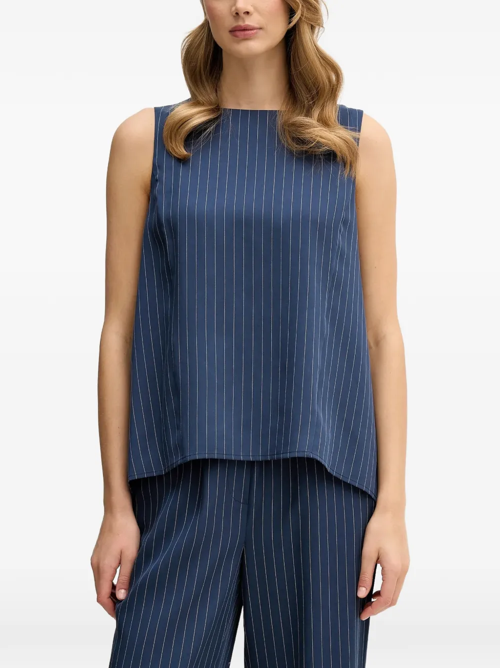 Sisley pinstriped ruffled blouse