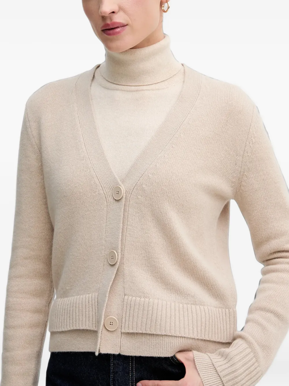 Sisley V-neck cardigan Beige