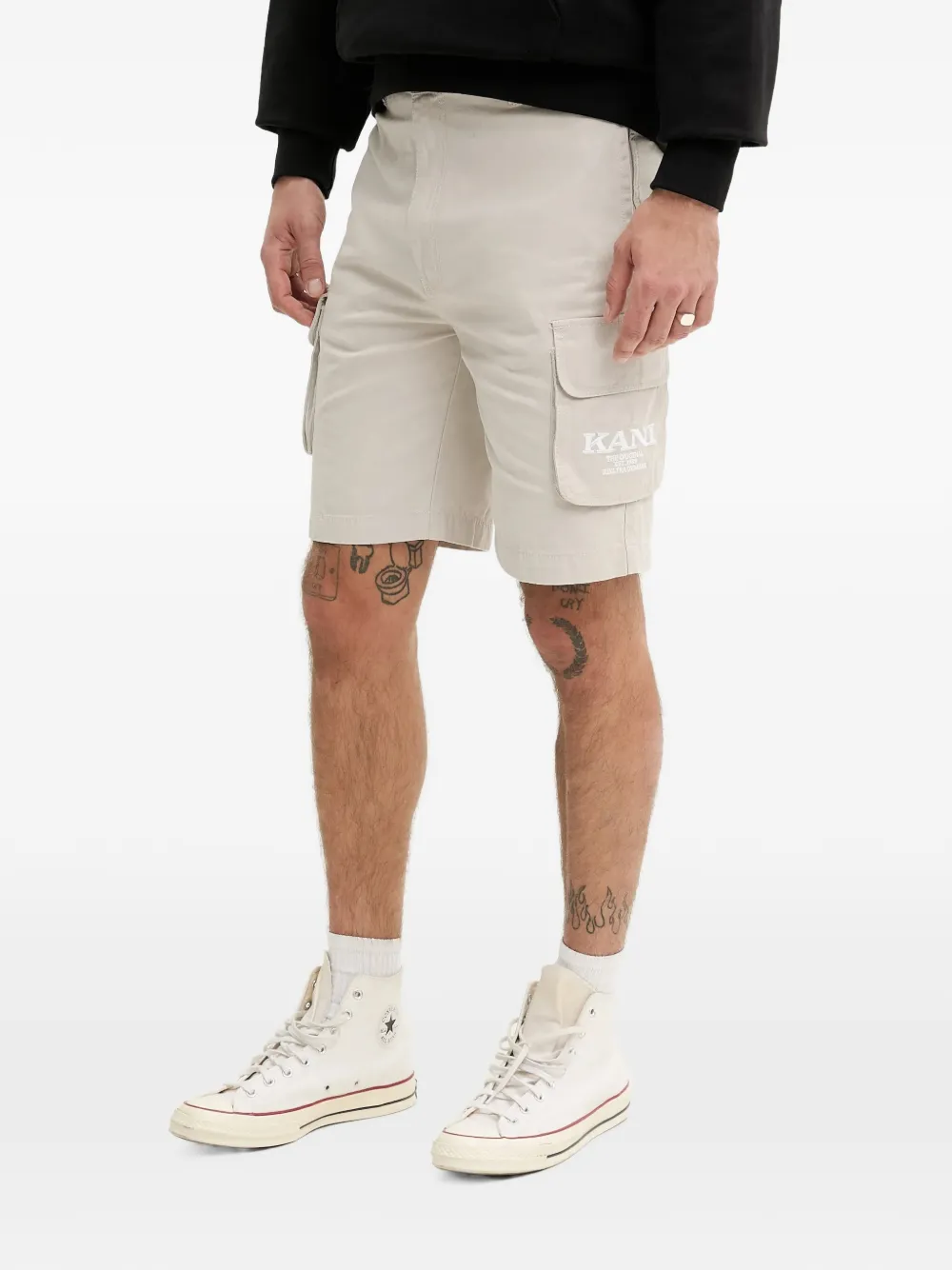 karl kani logo-detail cargo shorts - Toni neutri