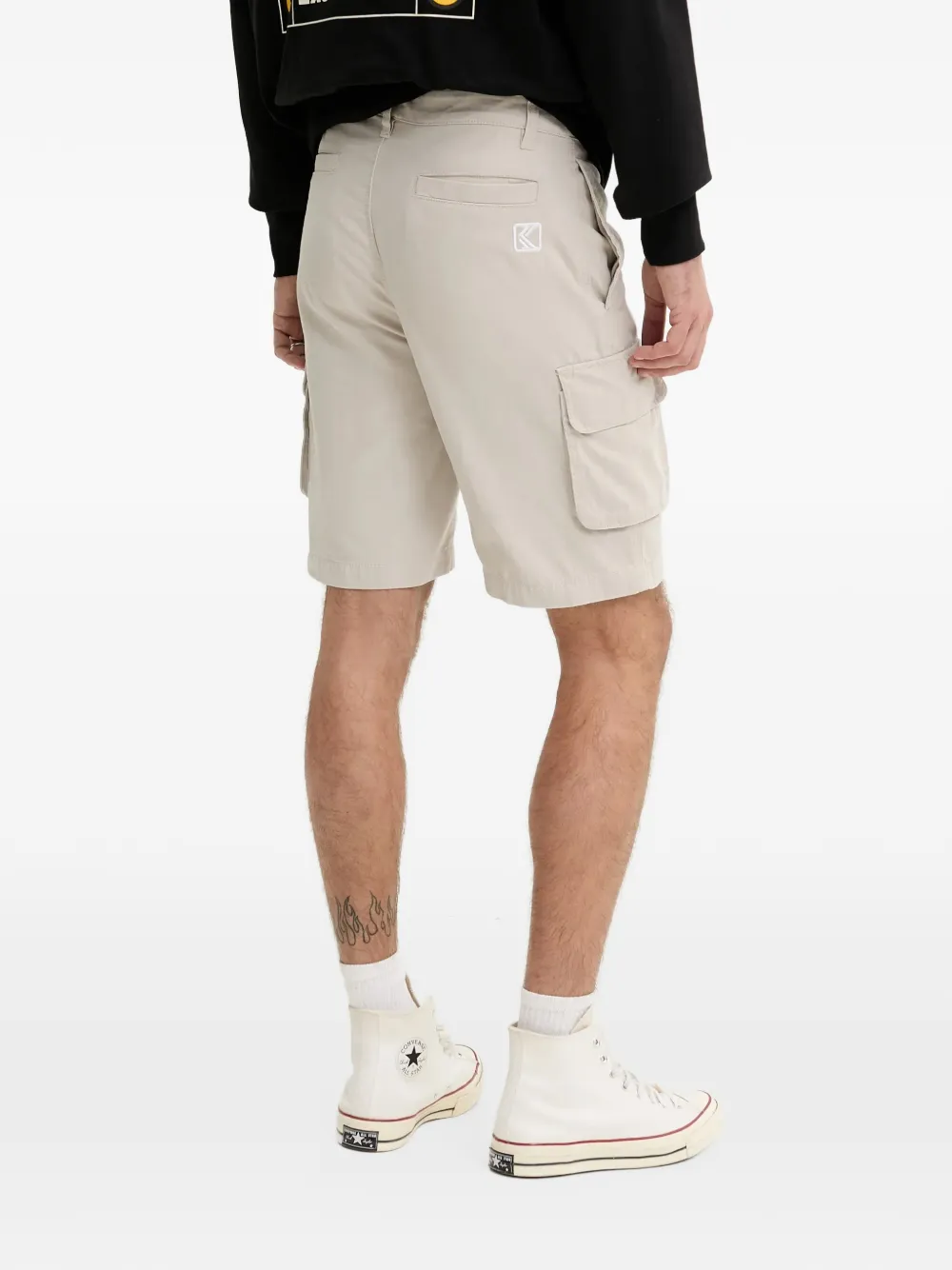 karl kani logo-detail cargo shorts Beige