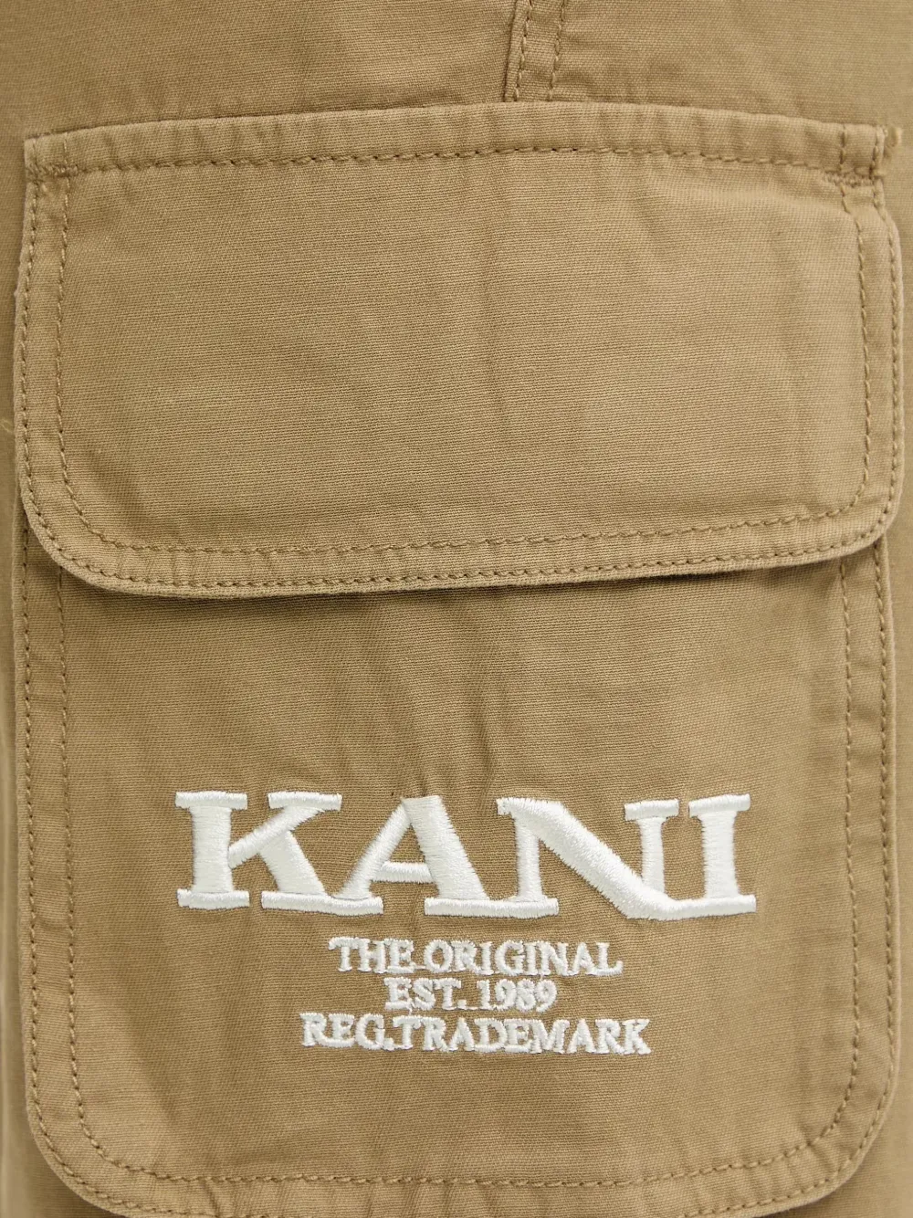karl kani cargo pocket shorts Beige
