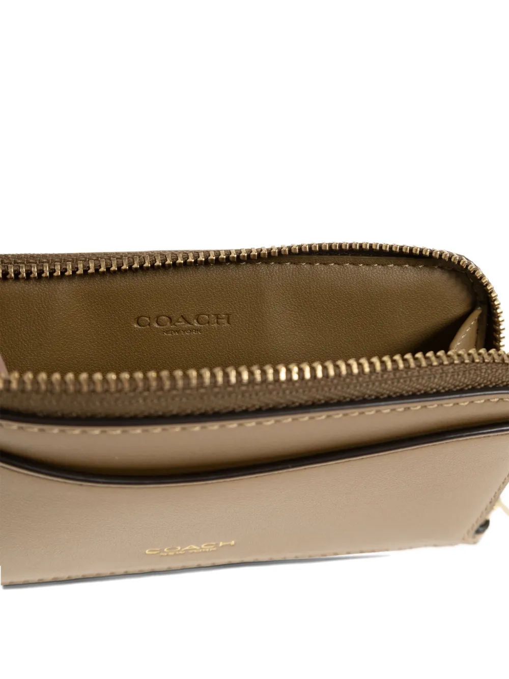  Coach Zipped Leather Cardholder - Neutrals 
