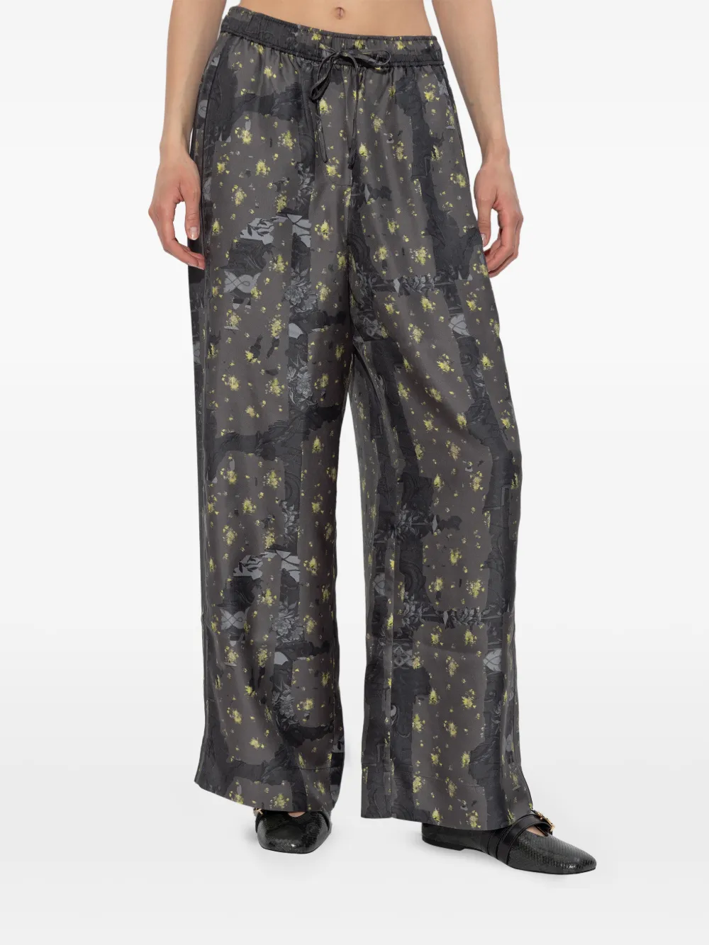 GANNI Broek met bloemenpatroon Grijs