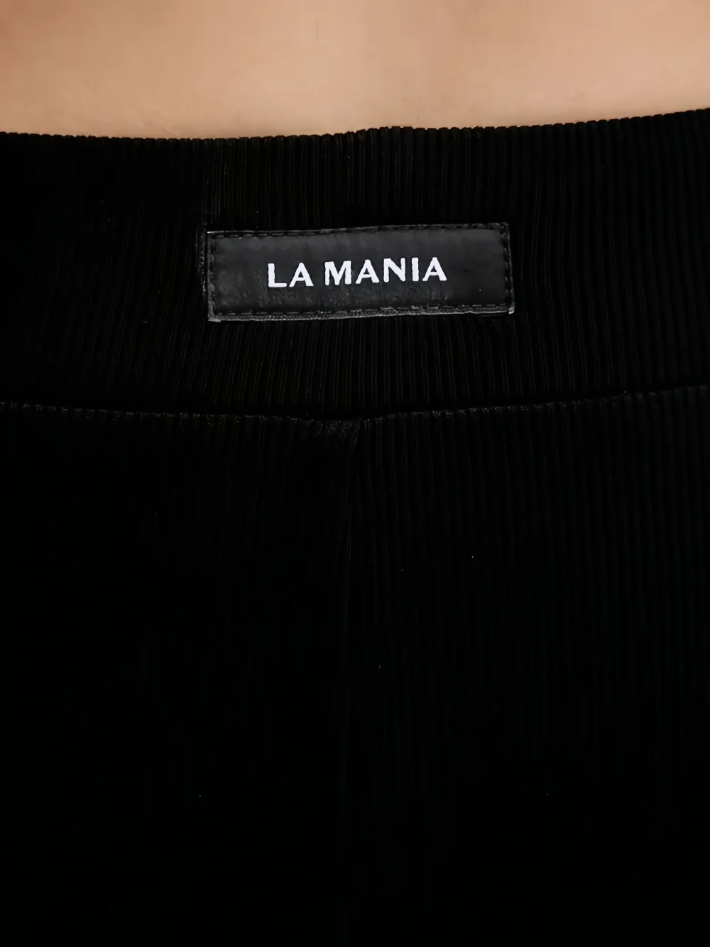La Mania Geribbelde legging met logodetail Zwart
