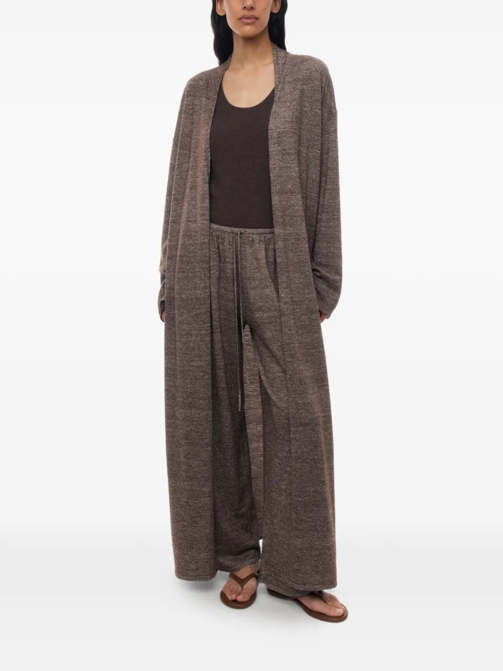 12 STOREEZ Stratum vestjas Bruin