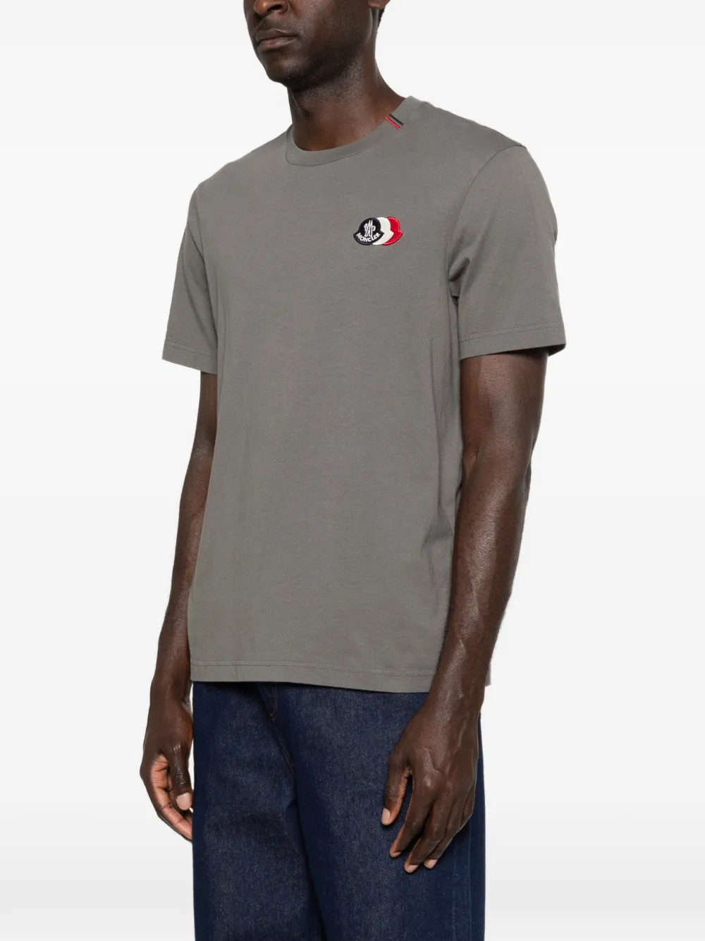 Moncler T-shirt met logopatch Grijs