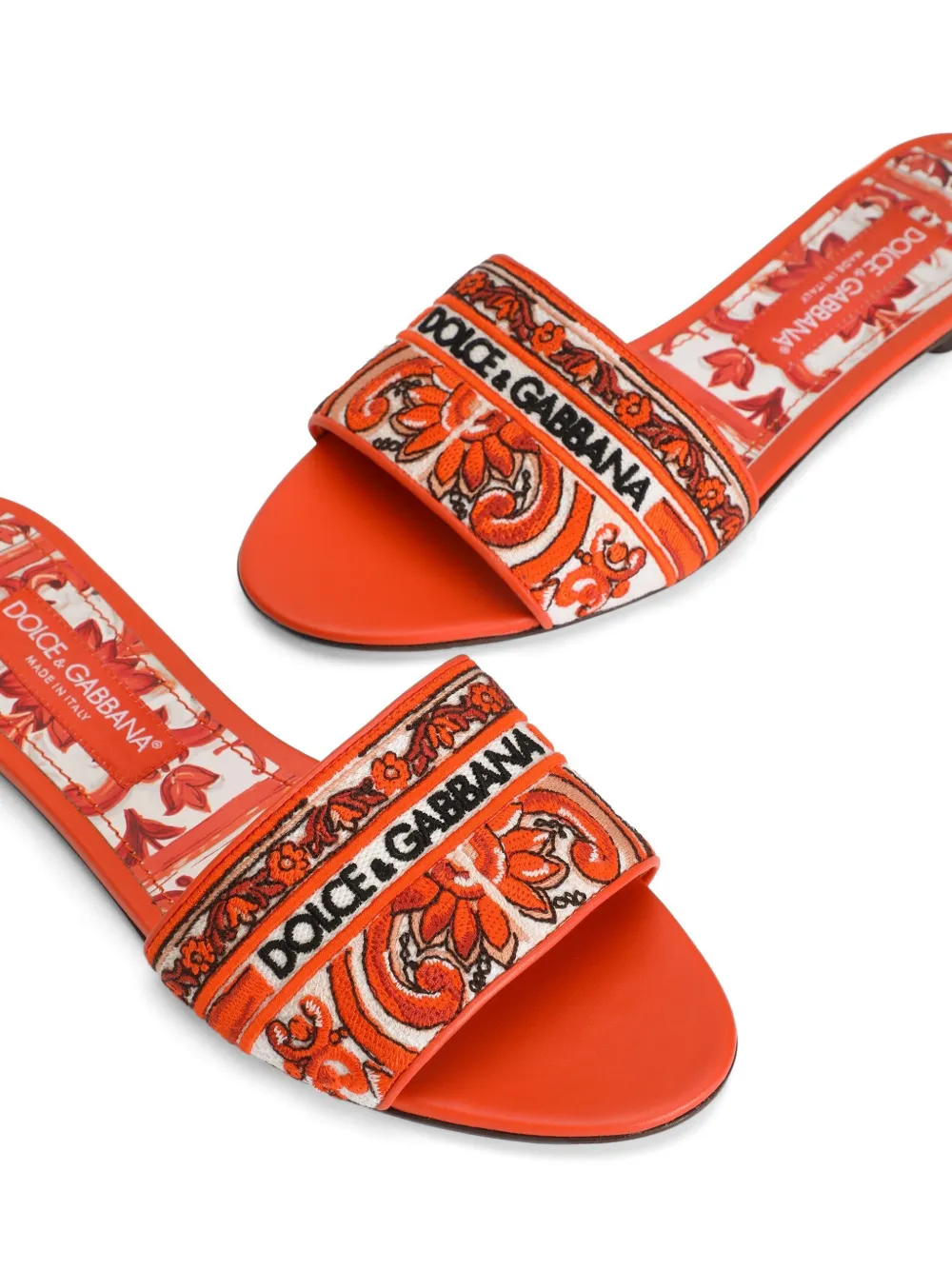 Dolce & Gabbana Slippers met Majolica borduurwerk Oranje