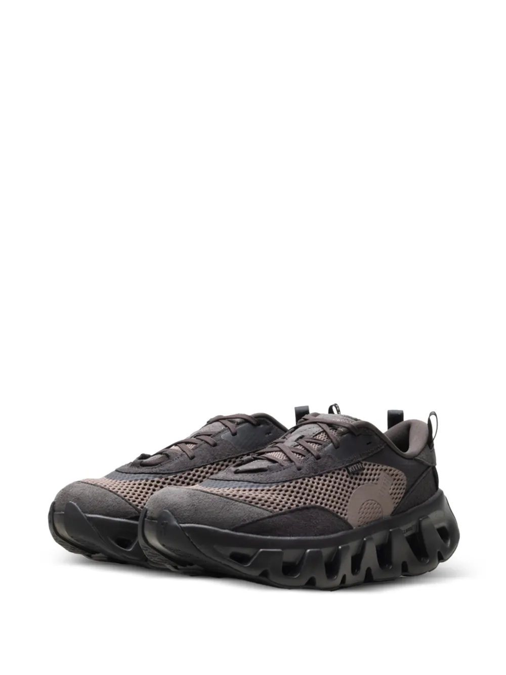 On x Kith K-Tech 2 "Thorn Ganache" sneakers Grijs