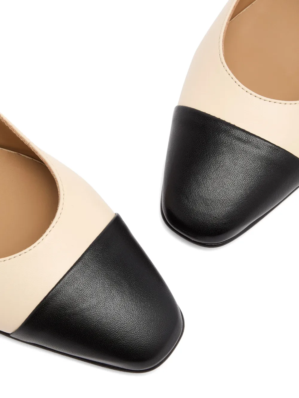 Carel Paris Oceano platte pumps Beige