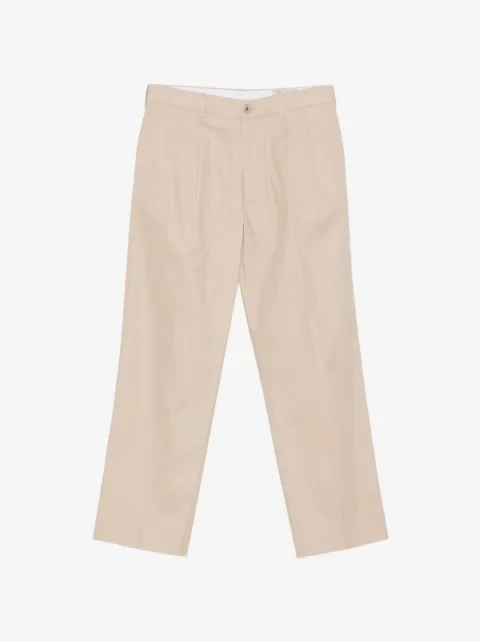 Pence pantalones plisados