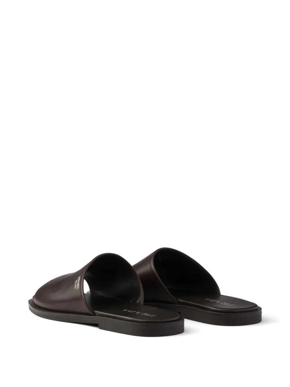 Prada Leren slippers Bruin