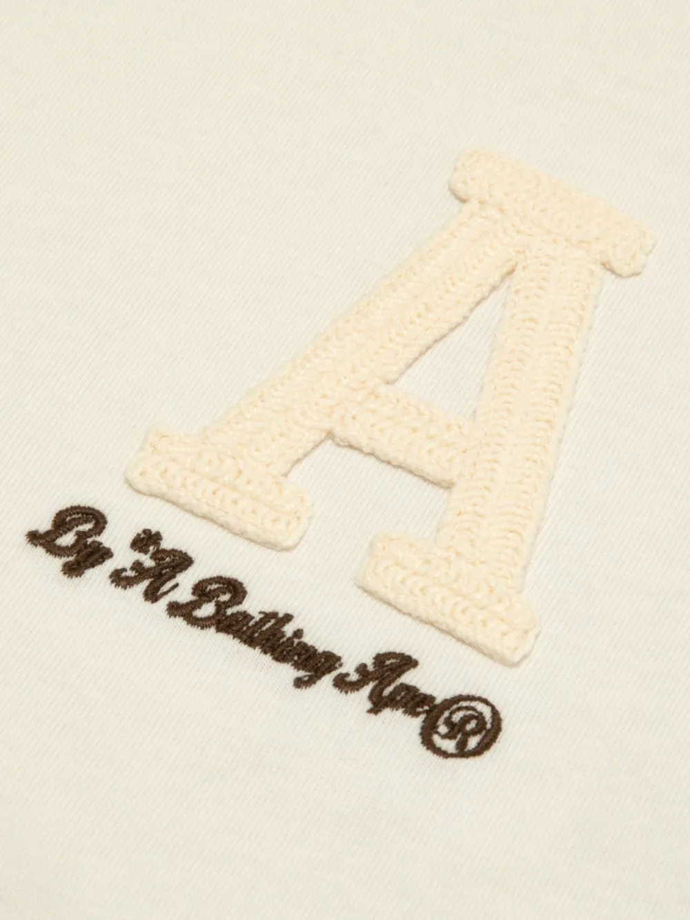 AAPE BY *A BATHING APE AAPE sport T-shirt met patch Beige