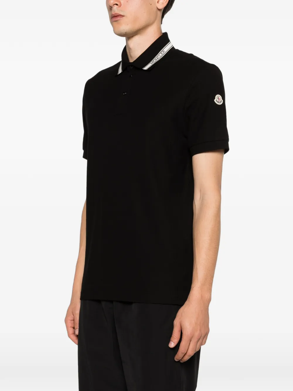 Moncler T-shirt met logo kraag Zwart