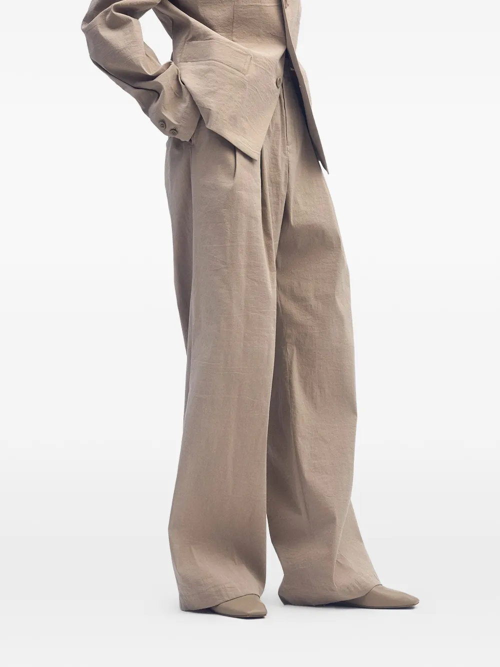  Issey Miyake Belt-loops Pants - Neutrals 