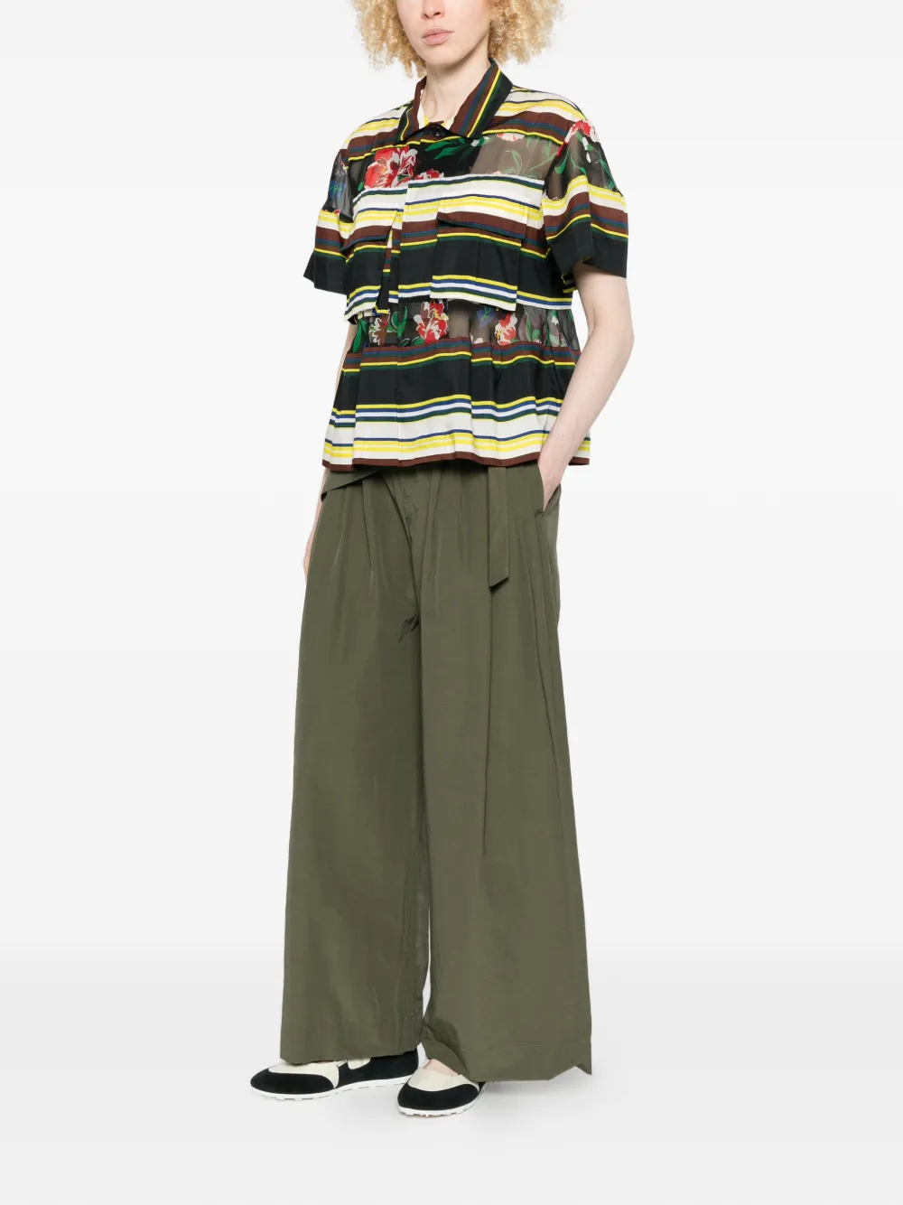 sacai Zijden blouse met bloemenprint Zwart