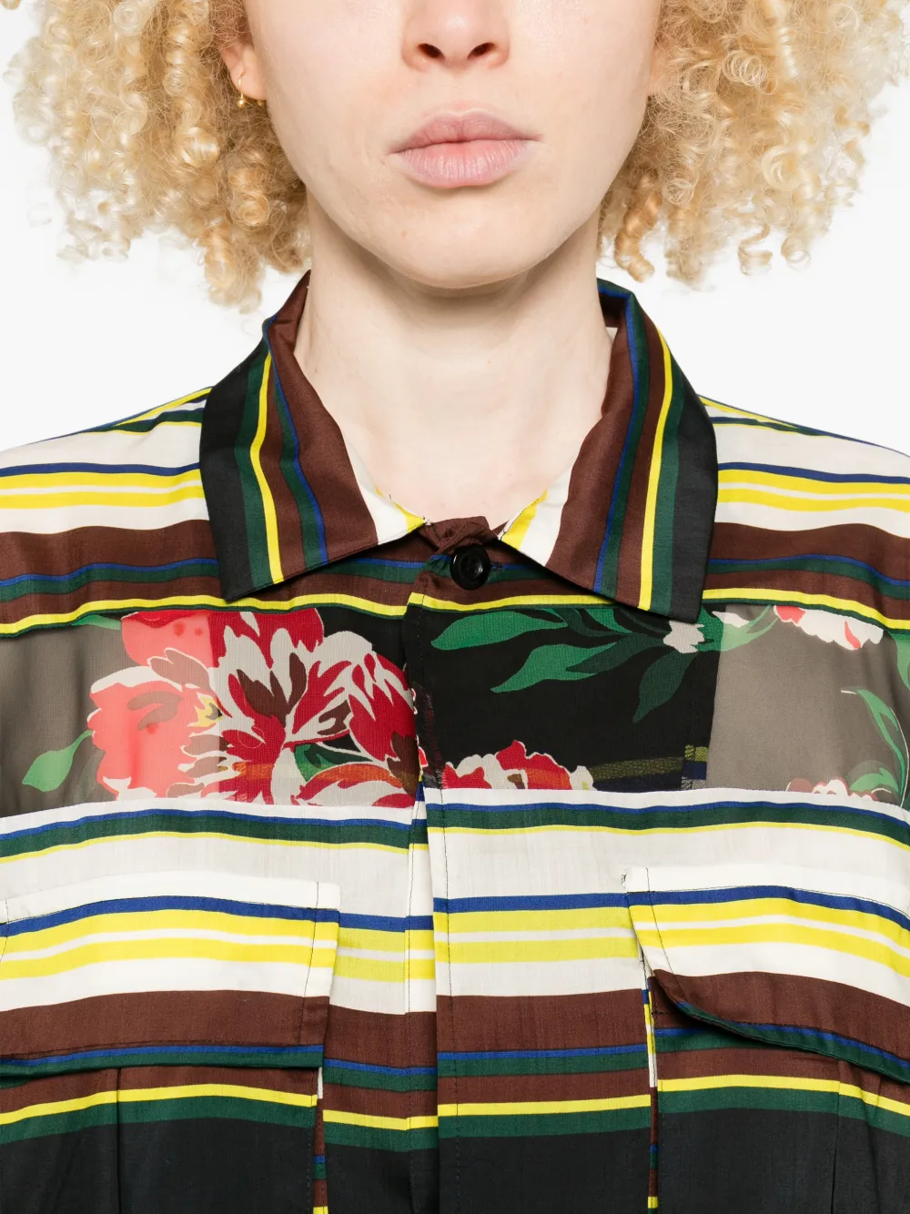 sacai Zijden blouse met bloemenprint Zwart