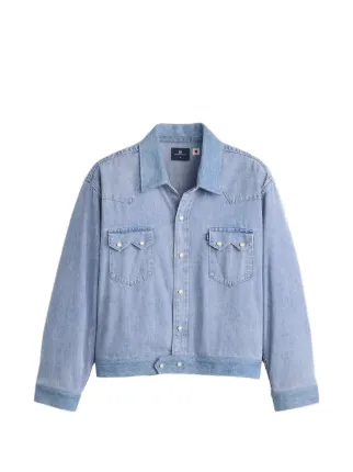 Levi's
