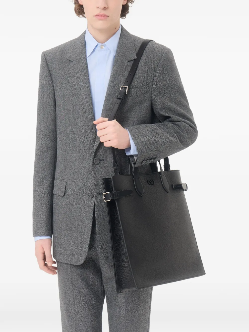 Valentino Garavani Antibes medium shopper van korrelig leer Zwart