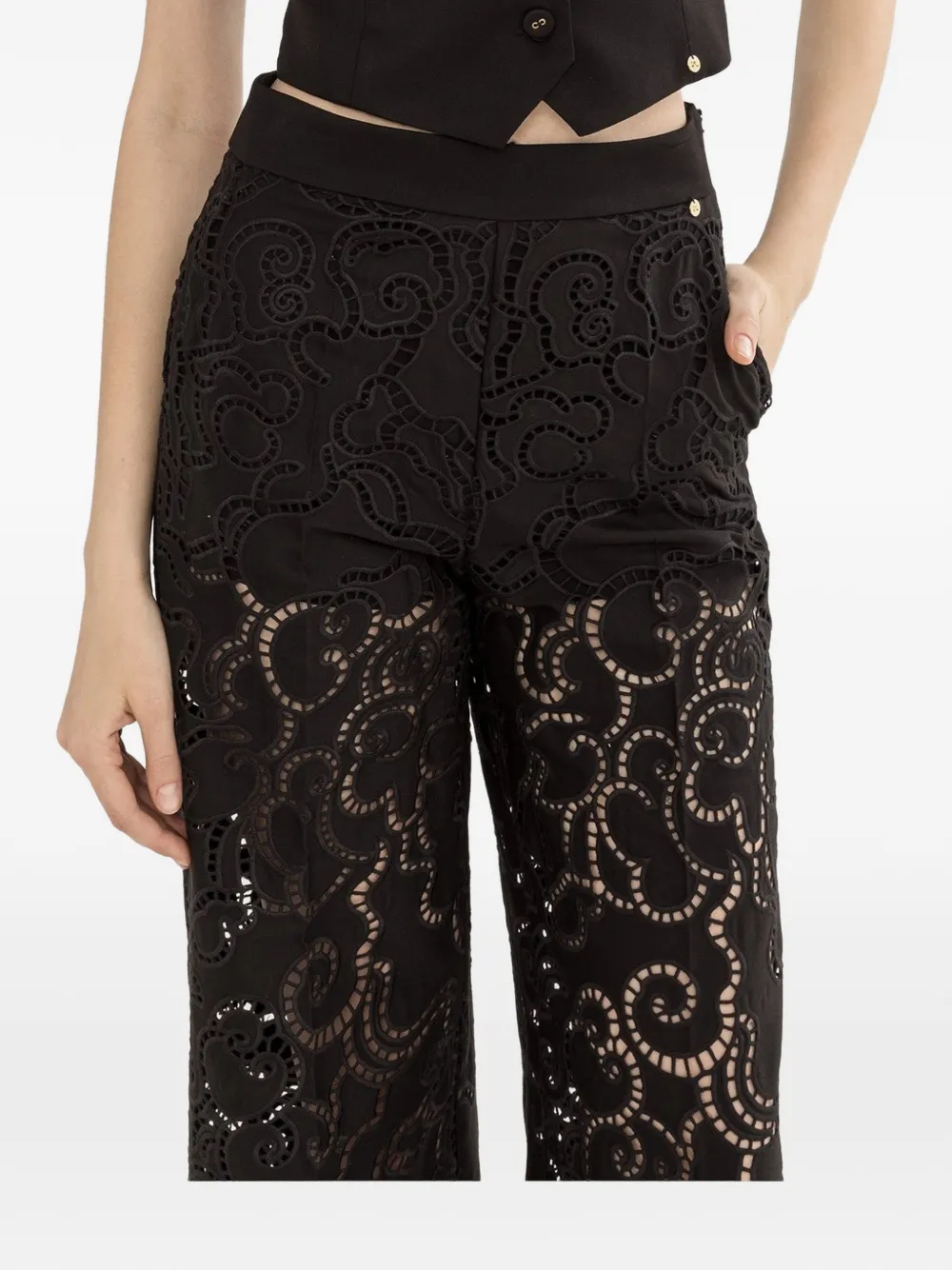NISSA floral-embroidered trousers - Nero