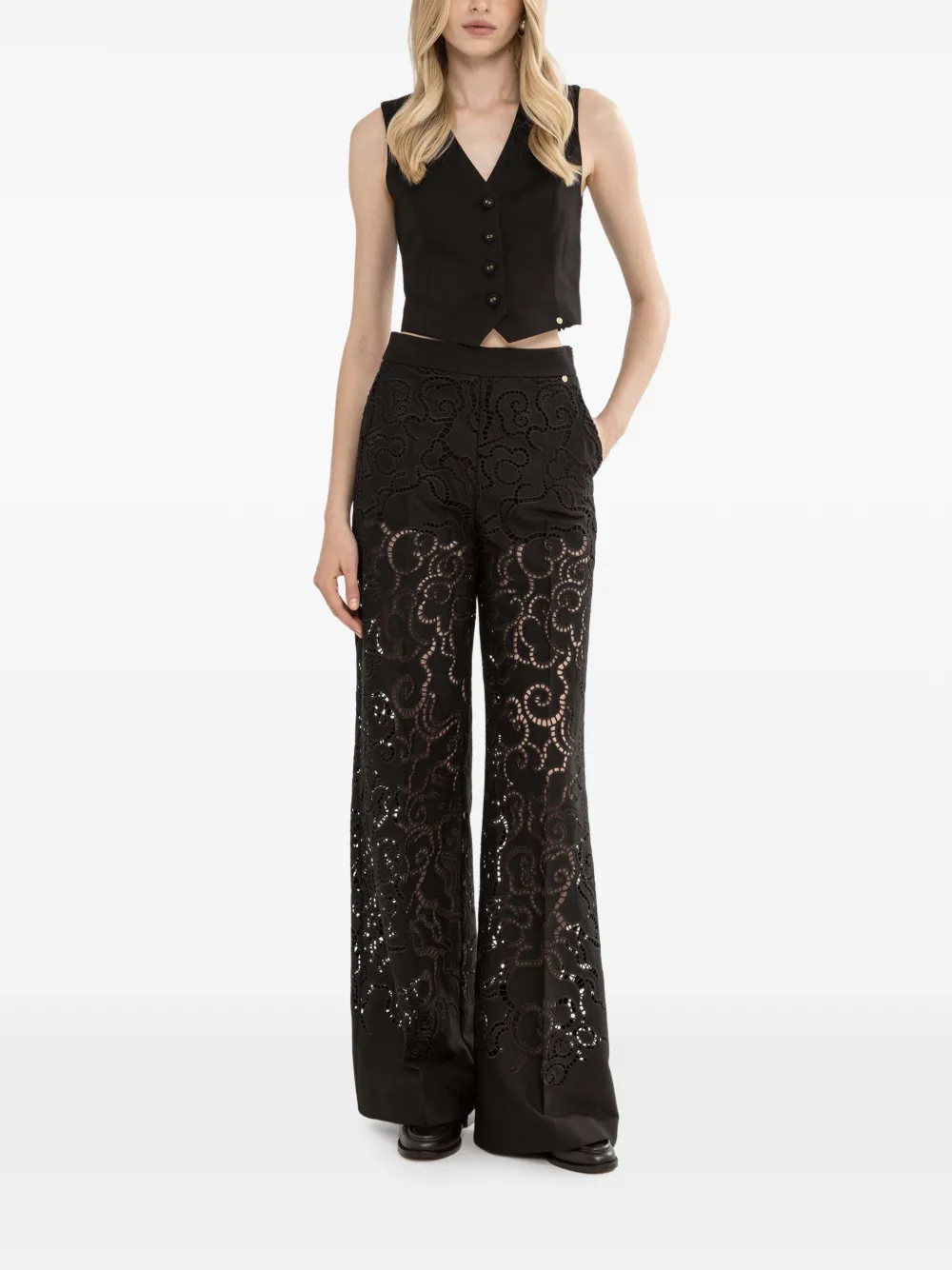  Nissa Floral-embroidered Trousers - Black 
