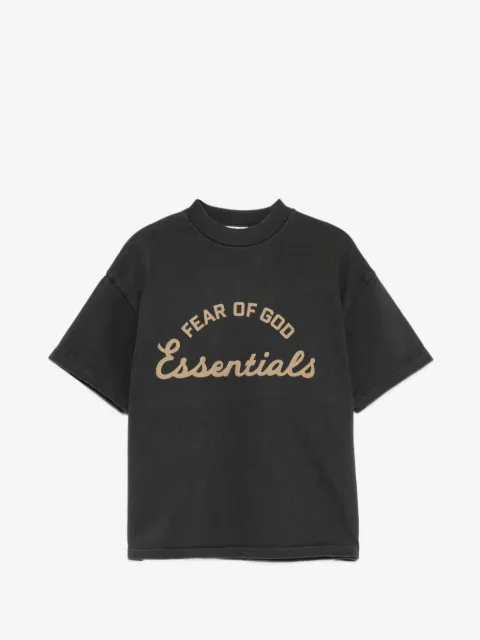 FEAR OF GOD ESSENTIALS KIDS playera con logo estampado y cuello redondo