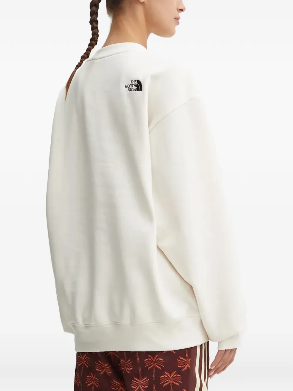 The North Face Essential Crew sweater met logo Beige