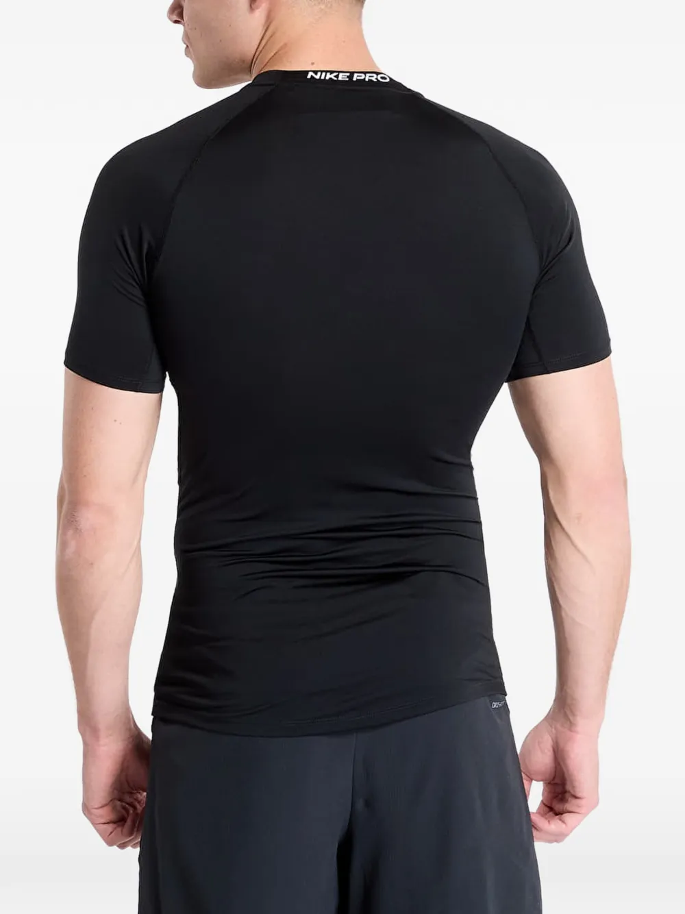 Nike T-shirt met korte mouwen en logoprint Zwart