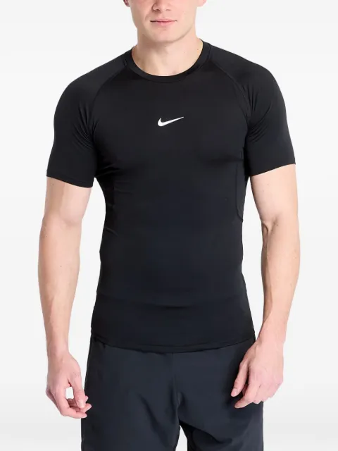 Nike short-sleeve logo-print T-shirt
