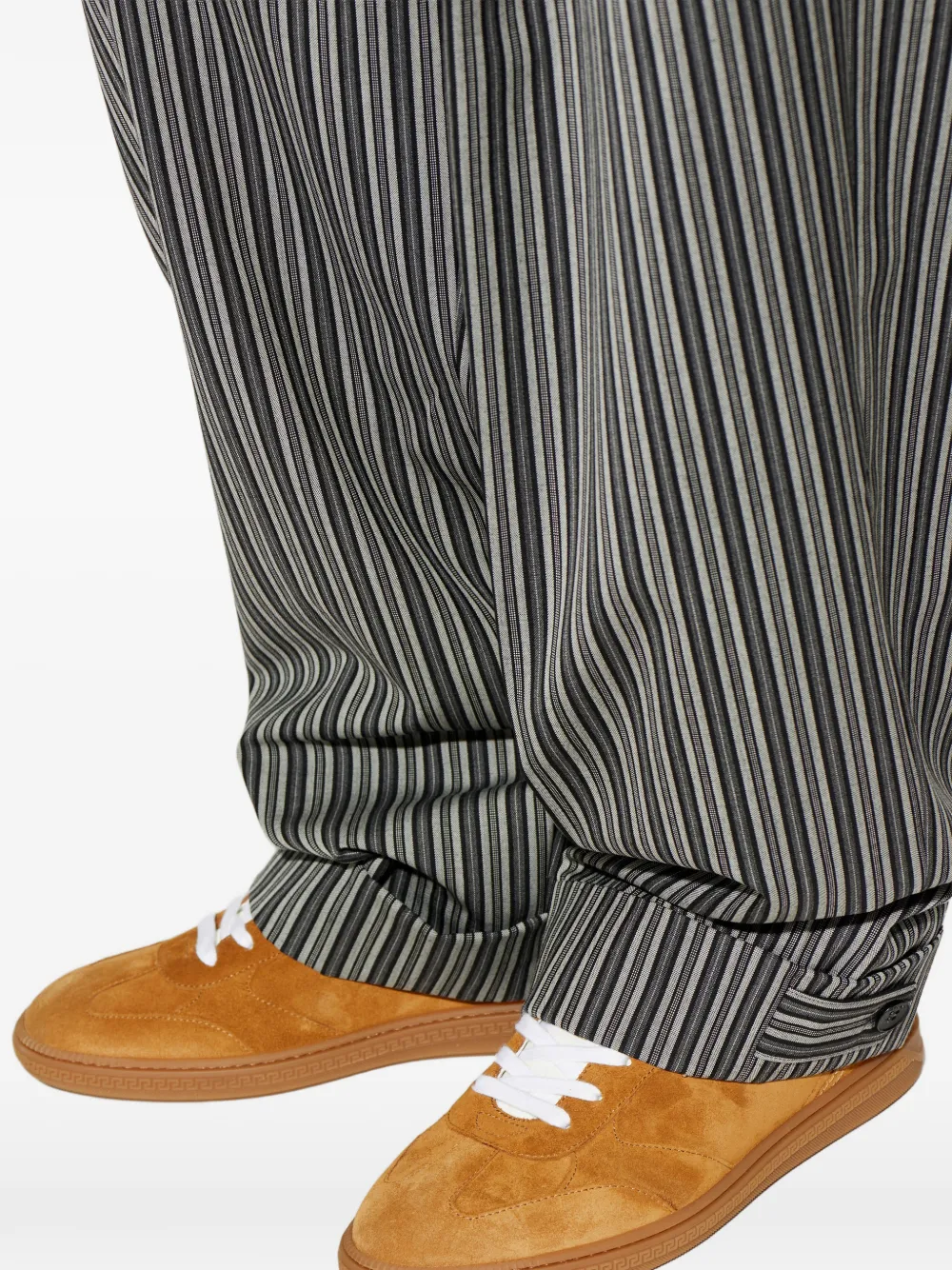 Versace Greca sneakers met vlakken Bruin