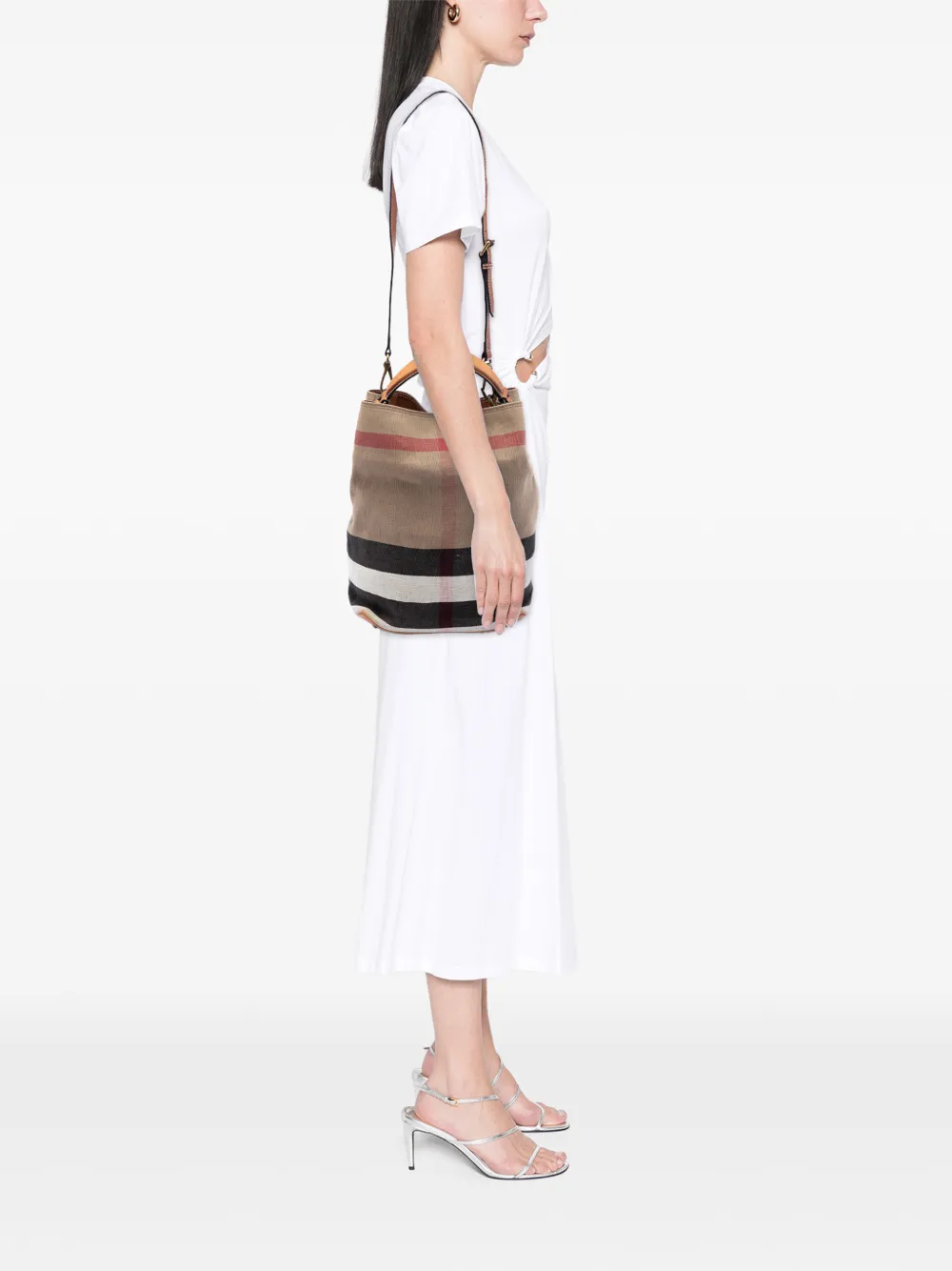  Burberry Pre-owned 2000-2017 Medium Mega Check Canvas Ashby Bucket Bag Satchel - Brown 