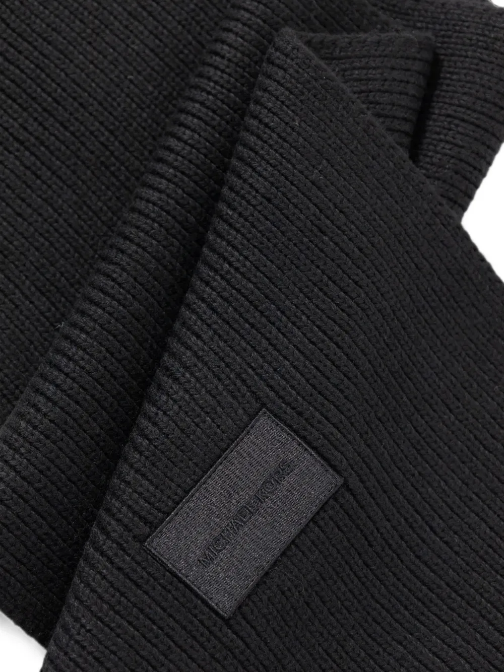 Michael Kors logo-patch ribbed-knit scarf Zwart