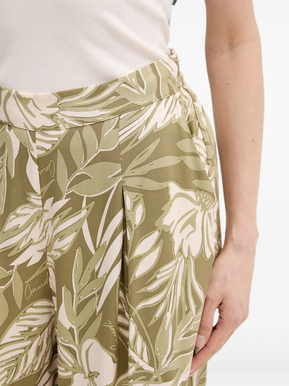 Gaudi Broek met bloemen Groen