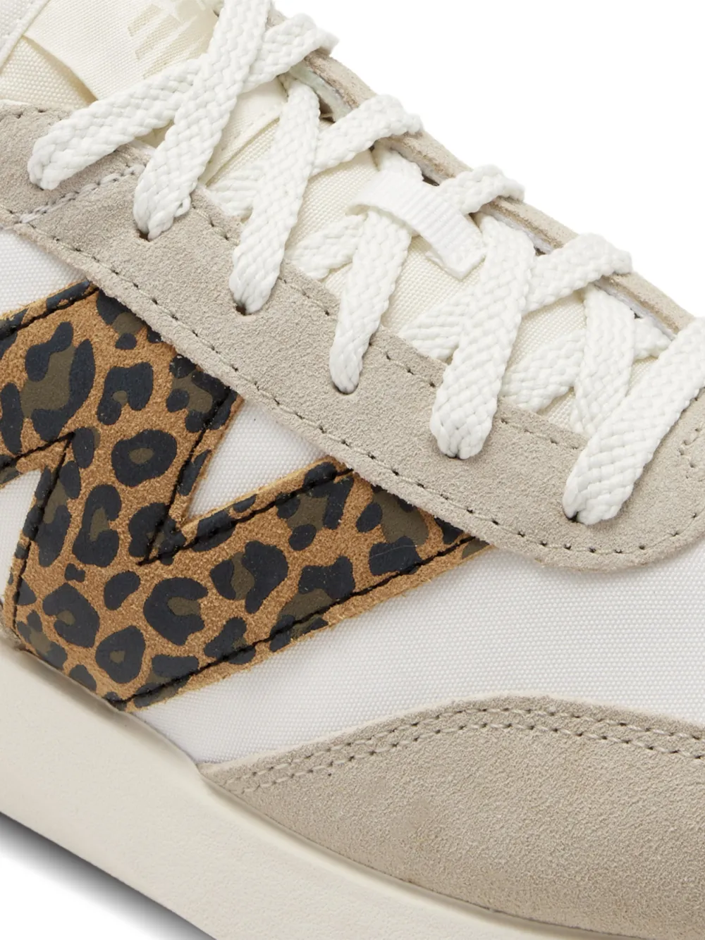 New Balance 370 sneakers Beige