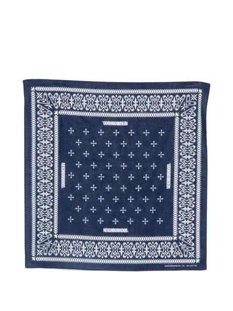 Neighborhood cross-patterned scarf