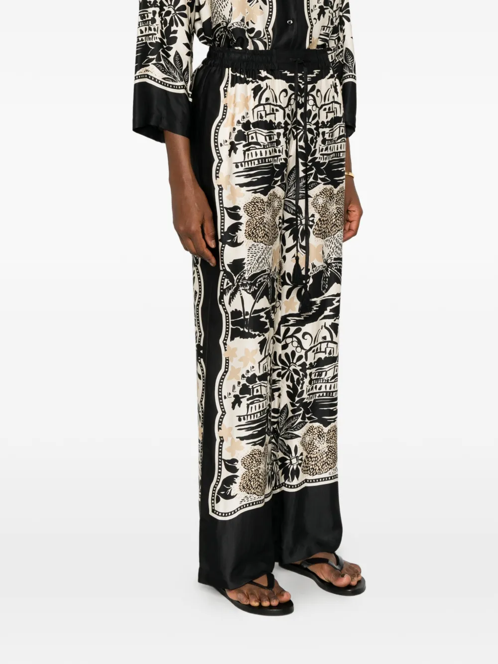 ERMANNO FIRENZE Broek met bloemenprint Zwart