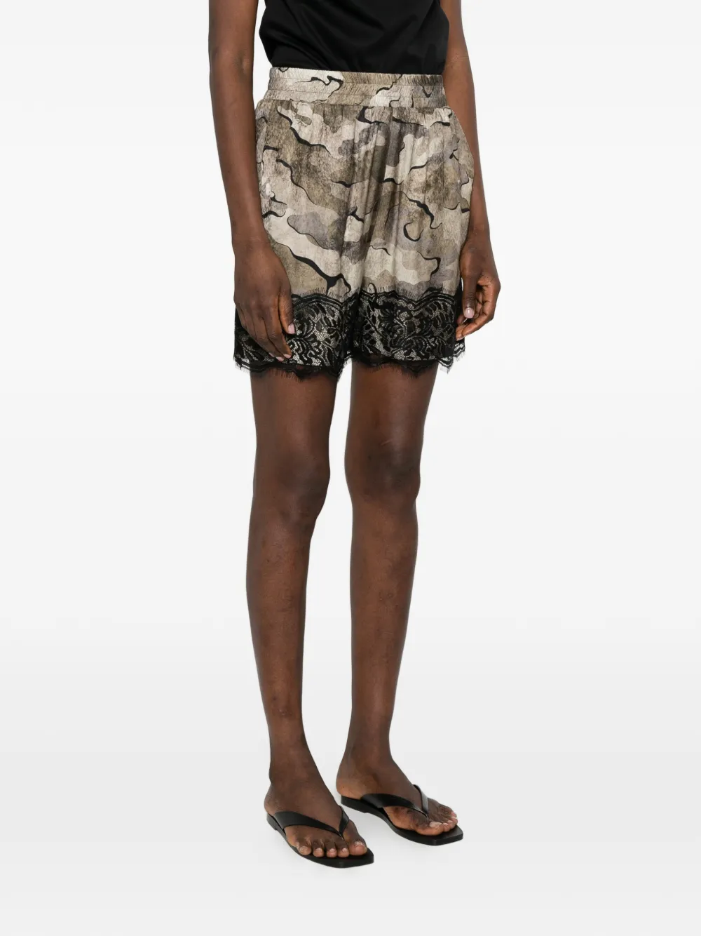 PINKO Shorts met camouflageprint en kanten afwerking Beige