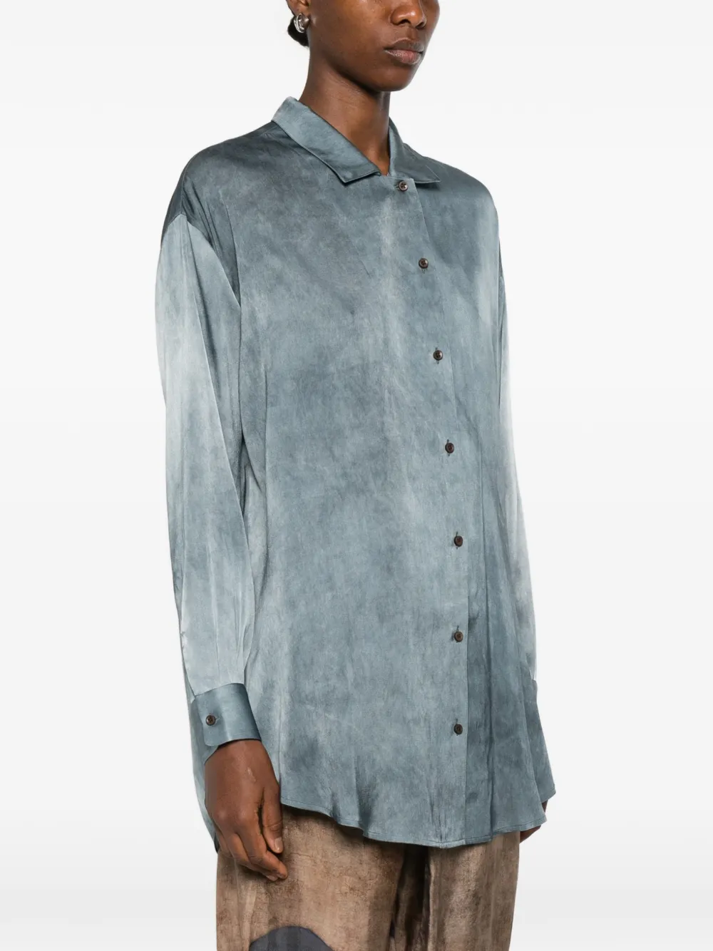 Uma Wang Zijden blouse met kleurverloop en knopen Blauw