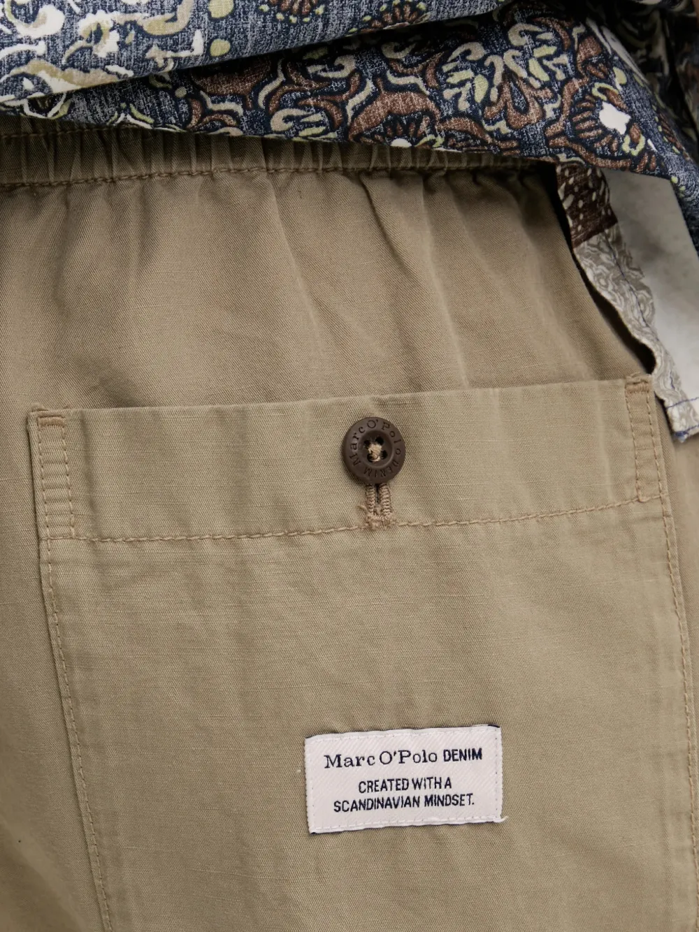Marc O'Polo Shorts met knopen Beige