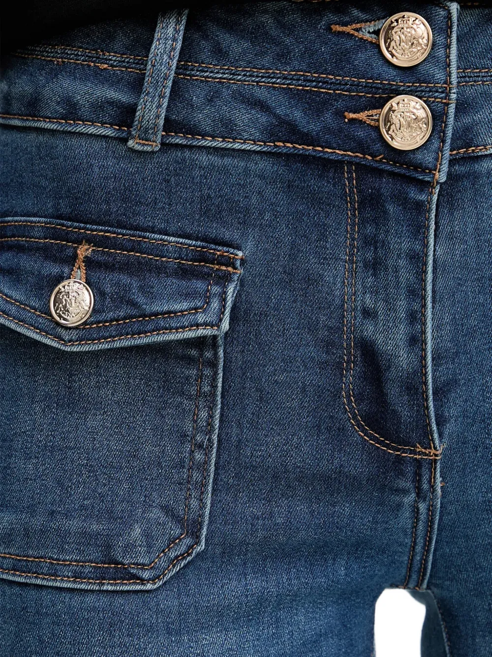 Morgan Jeans met klepzak en knoopdetail Blauw