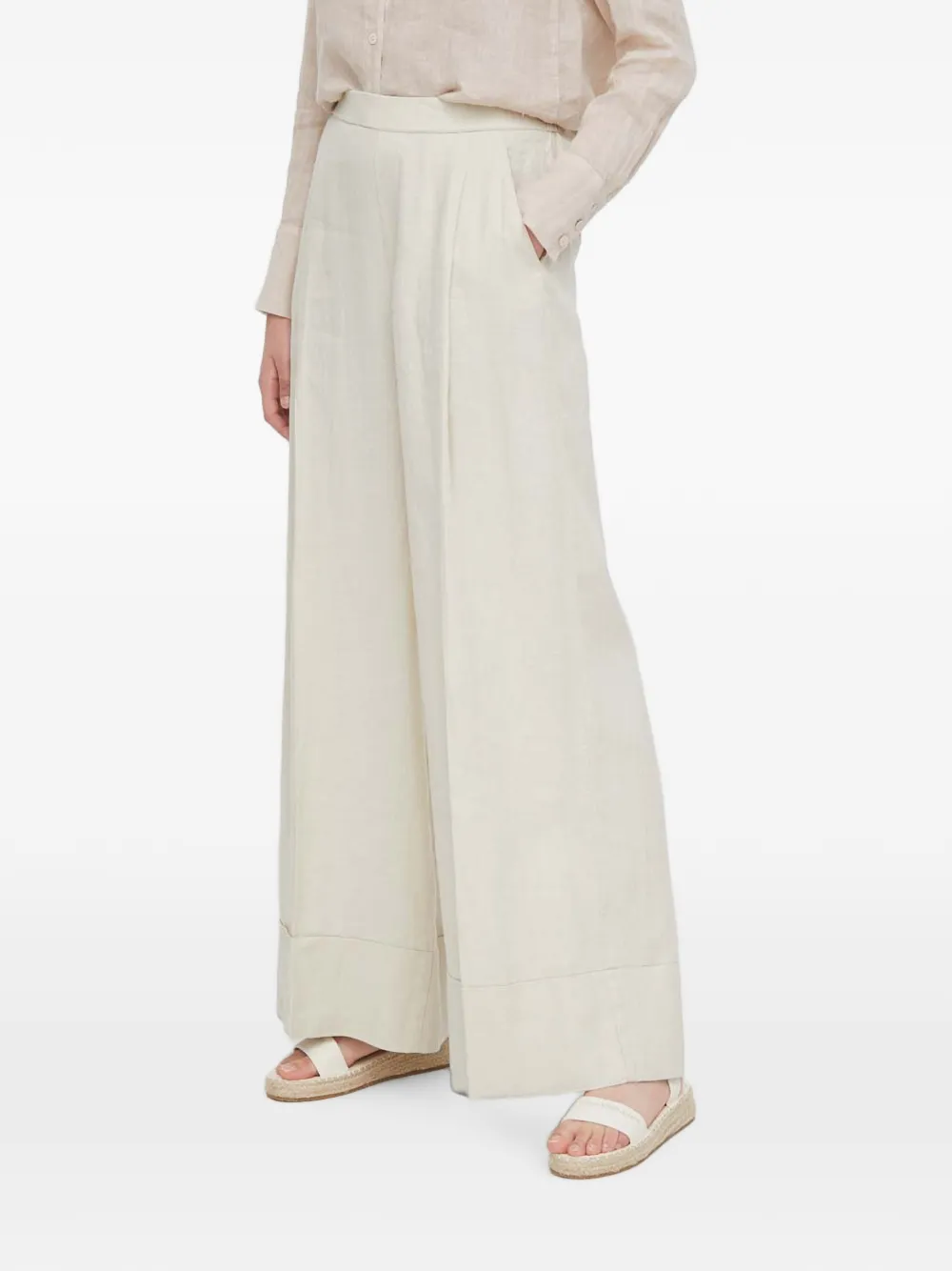 Benetton linen flared trousers · S